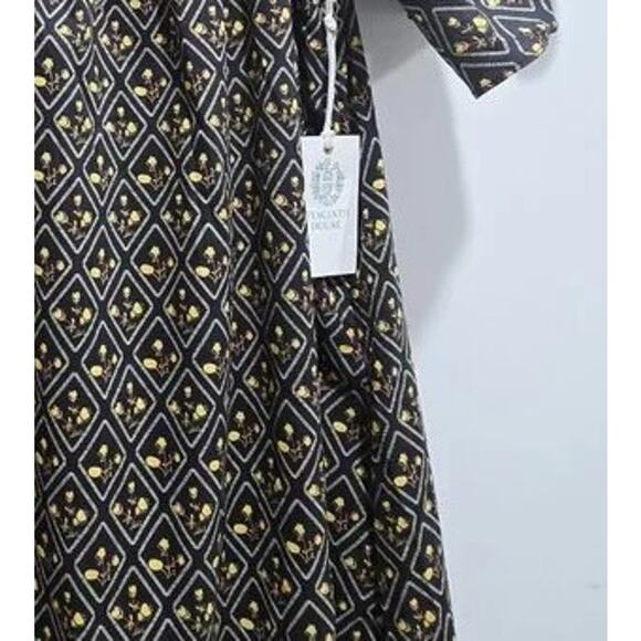 TUCKERNUCK Black Shirred Capri Dress - Picture 5 of 5